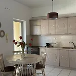 Apartment Anemoessa *