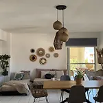Apartment Anemoessa